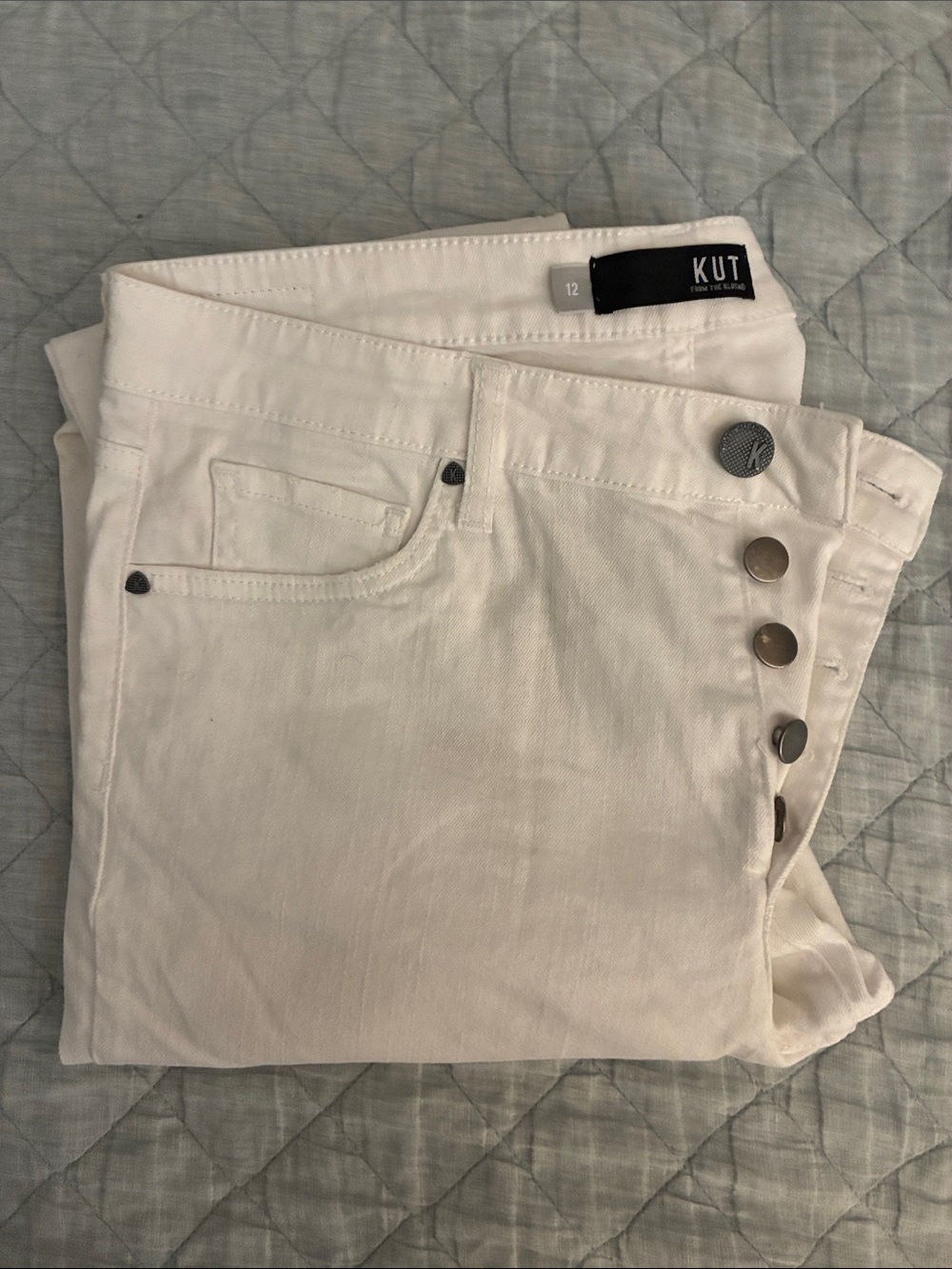 KUT white jeans Woman’s size 12 High rise ankle straight leg jeans, raw hemline.